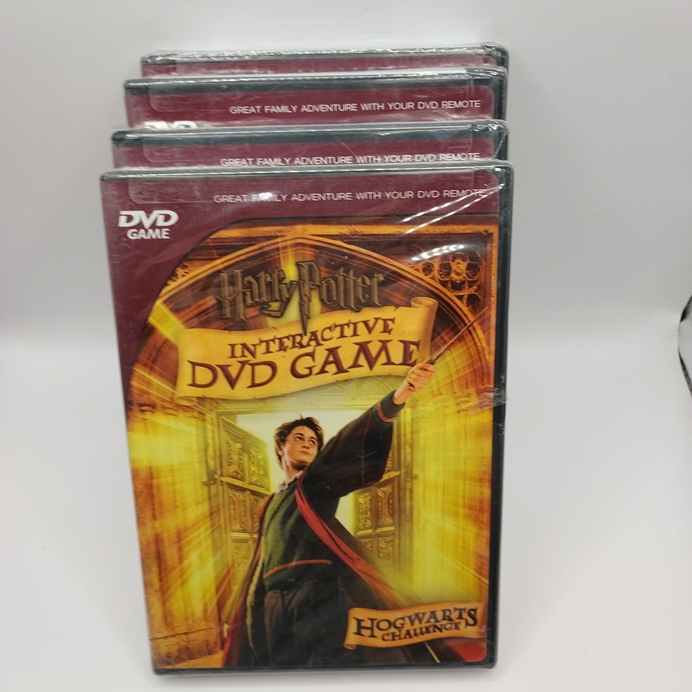 Warner Bros. Hogwarts Challenge Interactive DVD Game - Red and Gold